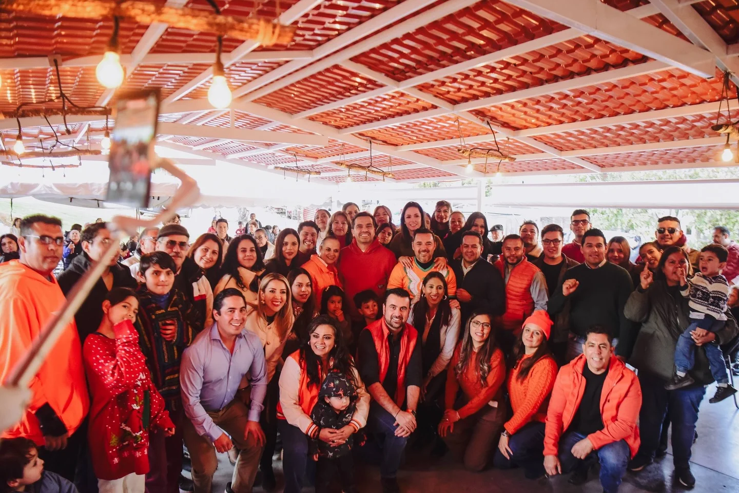Jorge Álvarez Máynez Con la familia naranja de Zacatecas capital